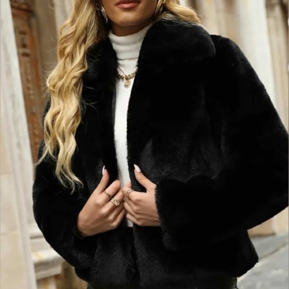 Twenty•ES Black Faux Fur Jacket - Size Large - Picture 3 of 16